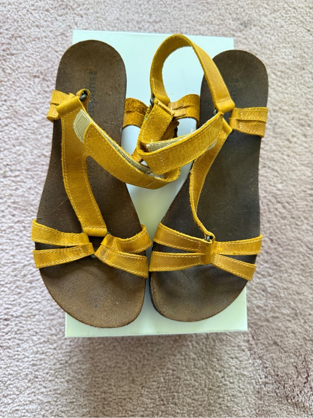 Sundance Womens Yellow Suede Caracara Sandals Size 39
